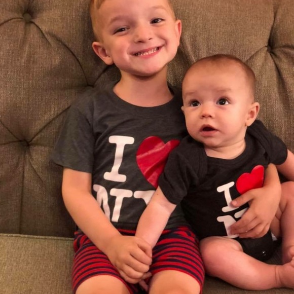 Meet your Posher, Natasha! Wife.Mommy.Teacher! - Picture 8 of 8